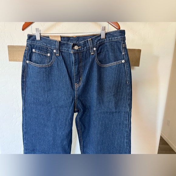 Levi's|Women’s Low Pro Relaxed Fit,Pinstriped Blue Denim Jeans•straight leg,NWT - Picture 3 of 16